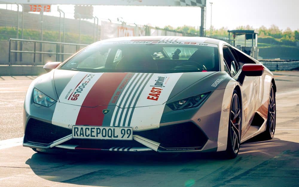 "Lamborghini fahren" als Geschenk bei Racepool99 kaufen